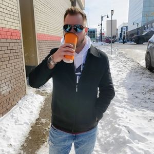 Meet your Posher, Andrew